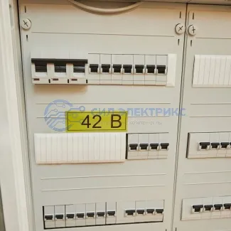 фото Наклейка знак электробезопасности «42 В» 35х100 мм REXANT (7 шт на листе)