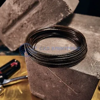 фото Трос стальной в ПВХ оплетке d=2,5 мм, черный ( моток 20 м) REXANT