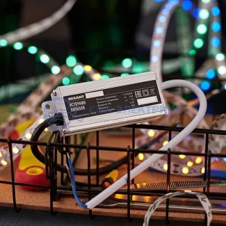 фото Источник питания 110-220 V AC/12 V DC 1 А 12 W с проводами влагозащищенный (IP67)