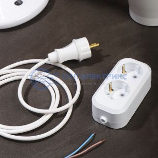 Колодка 2 гнезда с заземлением REXANT фото Колодка 2 гнезда с заземлением REXANT