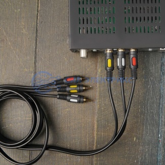 Шнур 3RCA - 3RCA, 1,5м, GOLD REXANT фото Шнур 3RCA - 3RCA, 1,5м, GOLD REXANT
