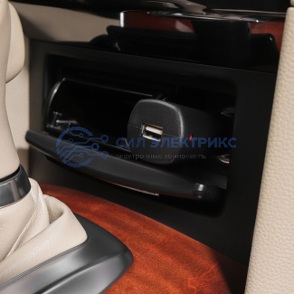 фото Автозарядка в прикуриватель USB (АЗУ) (5 V, 1000 mA) REXANT