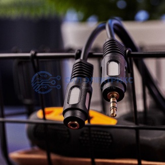 фото Шнур Стерео 3,5мм гнездо - Стерео 3,5мм штекер, 7м (GOLD) REXANT