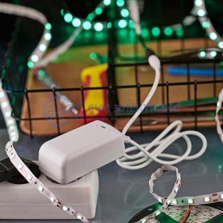 фото Блок питания (сетевой адаптер) AC 110-250В/DC 12В, 2А, 24ВТ с DC разъемом подключения 5,5x2,1, белый корпус (IP43)